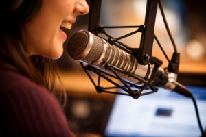 Locutores garantem a liderança do rádio em credibilidade