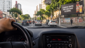 Rádio ganha nova arma na disputa com a mídia exterior